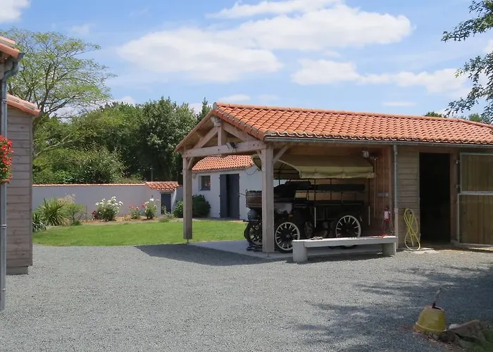 Relais Du Doulay بيت للعطل *