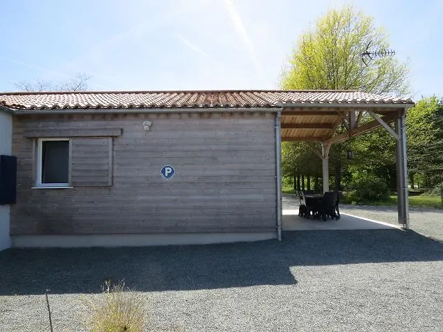 Relais Du Doulay بيت للعطل *