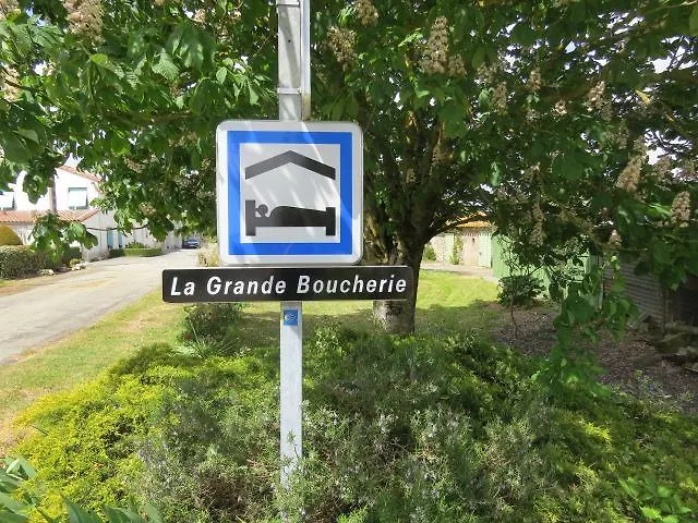 بيت للعطل Relais Du Doulay *